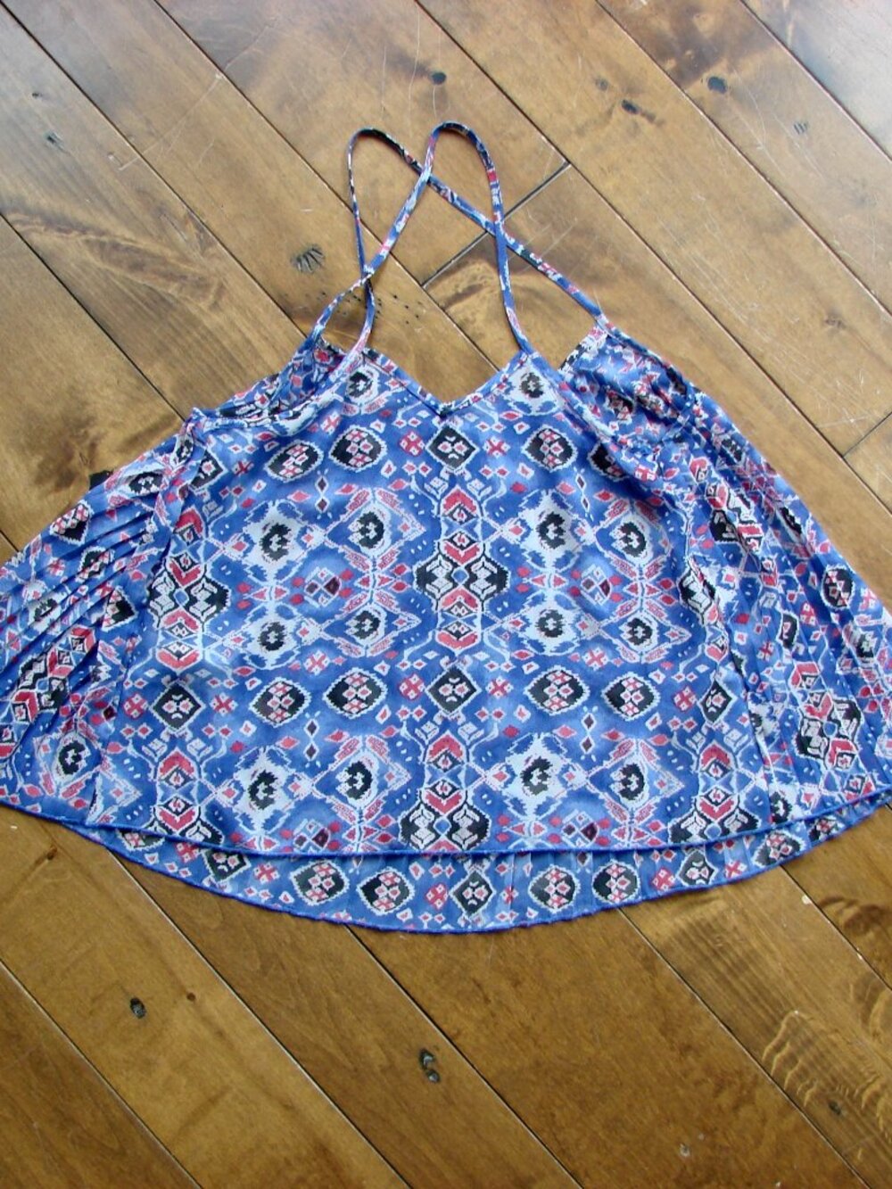 Hollister Y2K Blue Sleeveless Cami Top Spaghetti Cross Strap Pleated Sheer XS - Picture 8 of 9
